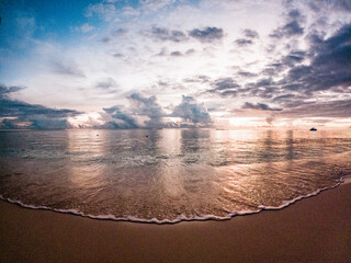 Obraz premium amazing tropical beach at sunset