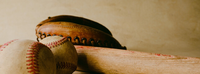 Baseball sports banner with old retro rustic equipment on tan background. - obrazy, fototapety, plakaty