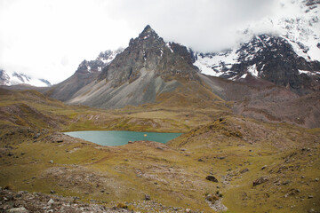 siete lagunas de la montaña ausangate la montaña más alta del Departamento del Cuzco y la quinta...