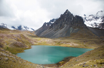 siete lagunas de la montaña ausangate la montaña más alta del Departamento del Cuzco y la quinta más alta del Perú. © XiX.Romero