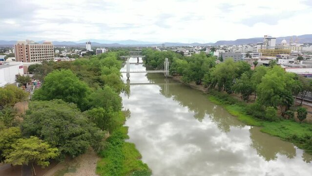 Tres R&iacute;os, is located in the second most important area, it is called this way because it covers all the banks of the Humaya and Tamazula rivers.