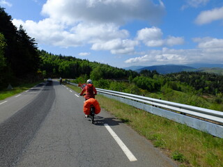 clermont-Ferrand - Forcalquier &agrave; v&eacute;lo