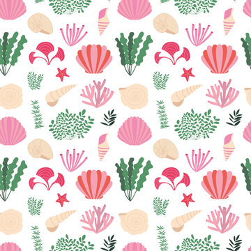 Vector flat algae, seashell and seaweed seamless pattern. Ocean herbs, seaweed, corals and shells on white background © Александра Кириченко