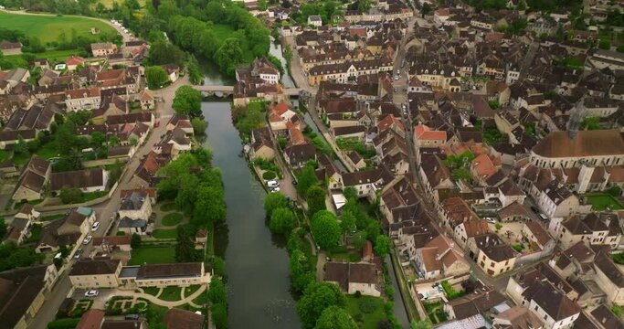 Chablis is a town and commune in the Yonne department of the Franche-Comte region of Burgundy. Situated in the valley of the Seran River