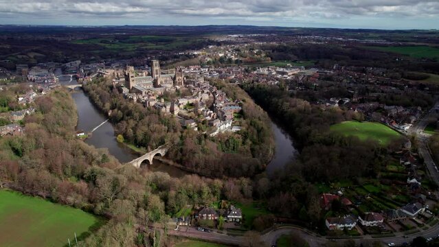 Stunning drone shot tracking around the city of Durham and River Wear