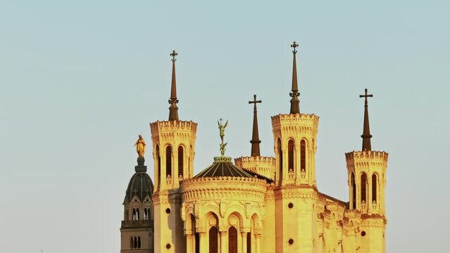 Basilique de Fourvi&egrave;re Lyon close up