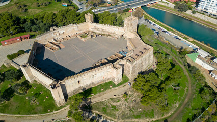 vista del castillo de Sohail en el municipio de Fuengirola en la costa del sol de M&aacute;laga, Andaluc&iacute;a