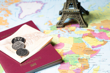 Pasaporte y divisas, vacaciones en Paris