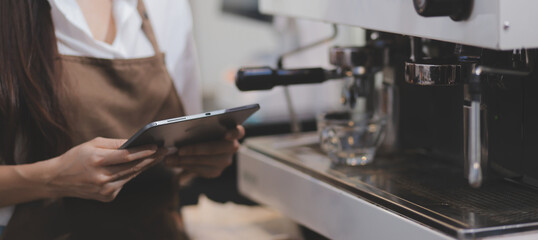 Barista Cafe Coffee Grinder Pour Professional Concept