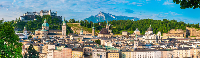 Fototapeta na wymiar Old town of Salzburg, Austria, at sunrise in summer