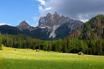 Fototapeta na wymiar Summer landscape of Vallandro mountain, Durrenstein in the Dolomites, Italy, Europe. Dolomites in summer. 