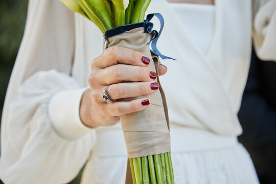 ramo, ramo de flores, mano, novia, u&ntilde;as, belleza