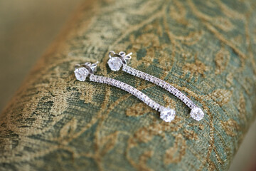 aros, aretes, pendientes, metal, precioso, bello, elegante, lujo, diamante, textura, macro, zoom
