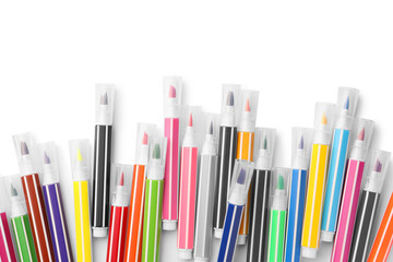 Obraz premium Many bright markers isolated on white, top view