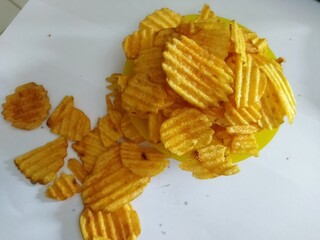 potato chips on a white plate