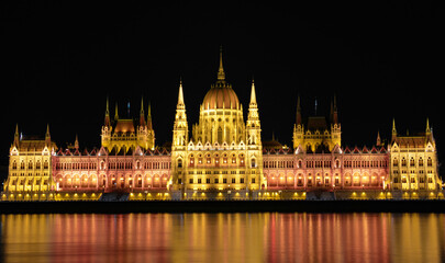 Fototapeta na wymiar The Majestic Hungarian Parliament by Danube River