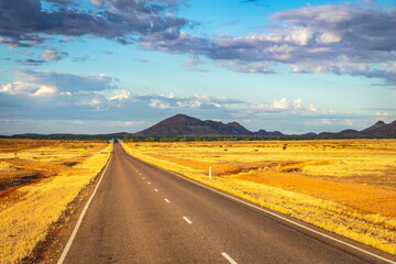 Fototapeta na wymiar Outback road in central Australia