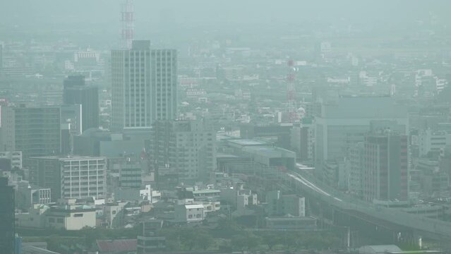 八幡山展望台から見える福井市 霧 濃霧 晴れる途中