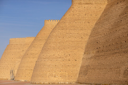 old high wall in bukhara castle