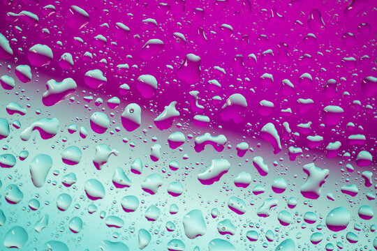 ガラスに水滴１０