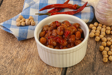 Baked chickpea with tomato sauce