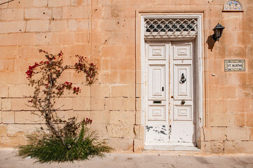 Ancienne porte dans les ruelles de la vieille ville de Mdina &agrave; Malte