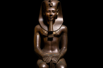 Impressive stone statue of an egyptian king. Ai generated