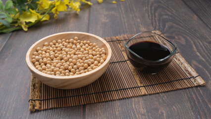 醤油と大豆｜しょう油・日本の調味料イメージ