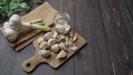 ニンニクの皮むき　イメージ