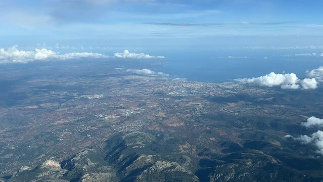 Aerial panoramic view of Palma de Mallorca, Spain, recorded from a jet cabin during a left turn while flying at 3000m high. A pilot&rsquo;s point of view.