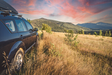 Fototapeta premium car for traveling with a mountain road