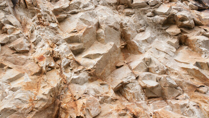 Pared rocosa en montaña