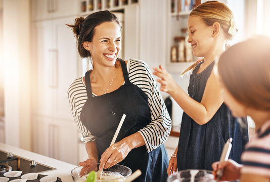 Funny Mother, Happy Family Or Kids Baking In Kitchen With Siblings Learning Cookies Recipe Or Mixing Pastry. Laughing, Home Or Mom Helping Or Teaching Children To Bake Together For Cooking Skills