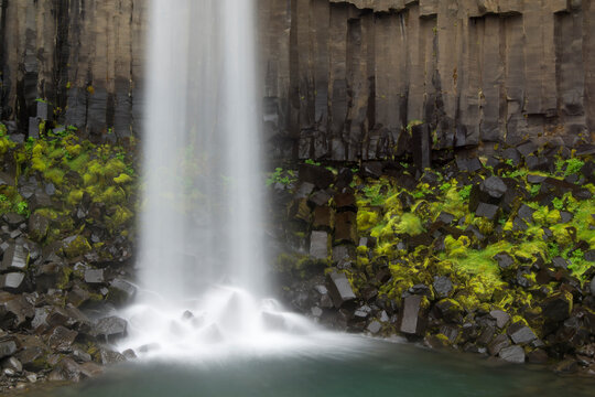 Svartifoss waterfall (Landscapes of Iceland) © Daniel Jara