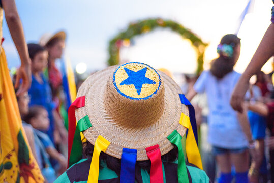 Arraial do Pavulagem is a musical group that develops an artistic and cultural movement that occupies the streets of Bel&eacute;m do Par&aacute; with its popular and colorful processions in June and October