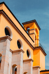 Fototapeta premium Italy, Lake Garda: 04.2023. Legendary house: Villa Gabriele d'Annunzio. Lake Garda: Villa Vittoriale Villa Museum. 