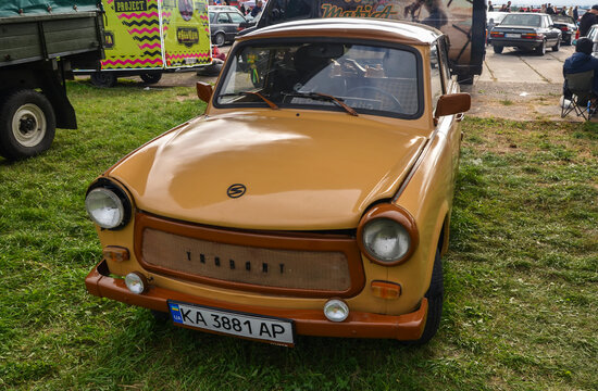Trabant is a series of small cars produced from 1957 to 1991 by former East German car manufacturer VEB Sachsenring Automobilwerke Zwickau