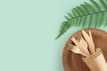 Eco-friendly cardboard plates for takeaway meals, Biodegradable dishes for guilt-free dining