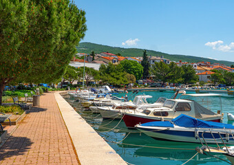 Crikvenica, Kroatien, Altstadt und Hafenbereich