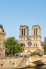Fototapeta na wymiar Cathédrale Notre-Dame in construction in Paris