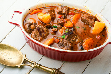 Stew with veal and mushrooms