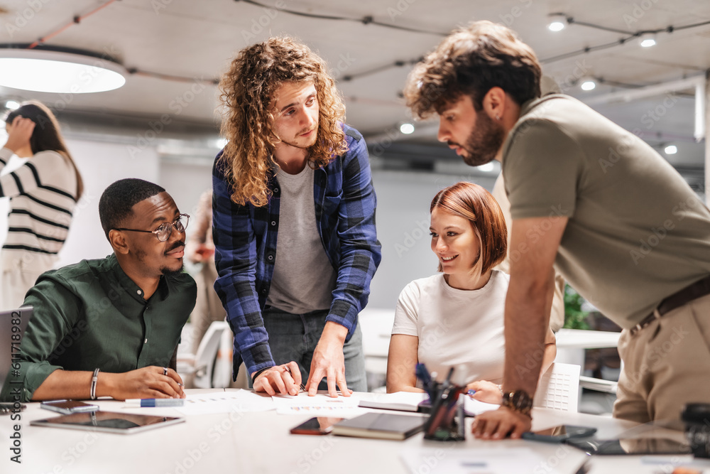 Canvas Prints Group of people having a discussion