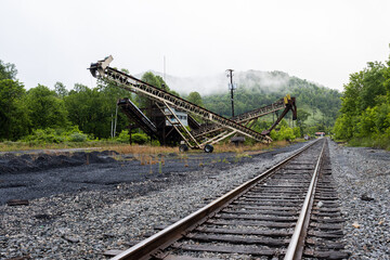 Coal Mining Facility in Appalachia - obrazy, fototapety, plakaty