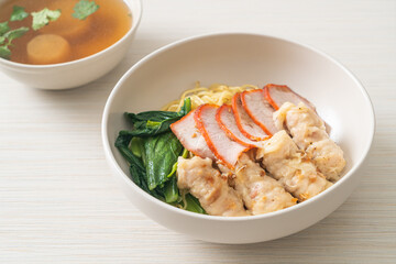 Barbecue Red Pork and Wonton Noodles with Soup