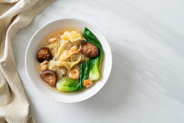 pork dumpling soup with shrimps and vegetable