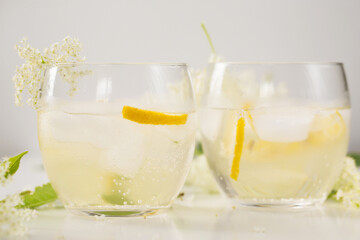 A delicious cold drink made of elderflowers and lemon