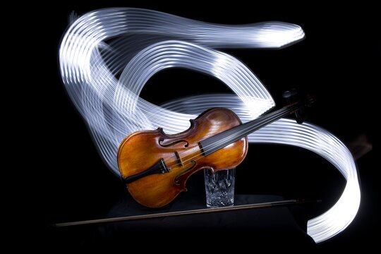 Light Painting, violin