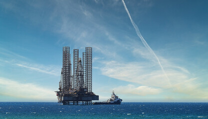 Fototapeta na wymiar oil rig drilling platform