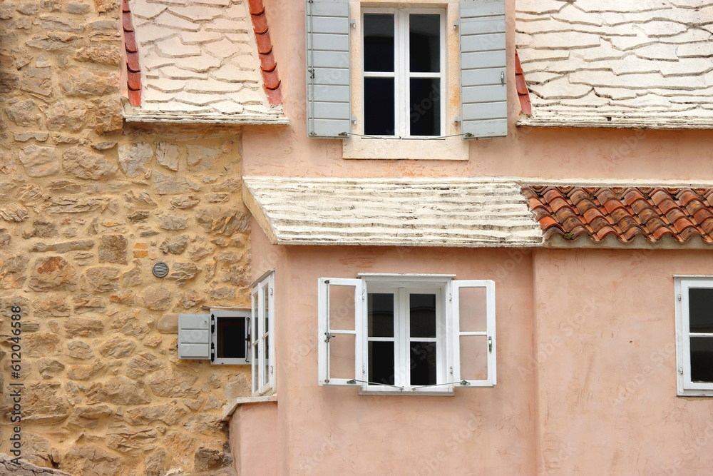 Wall mural Traditional old Mediterranean houses built on the rocks in Split, Croatia.