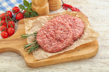 Raw pork cutlet for burger